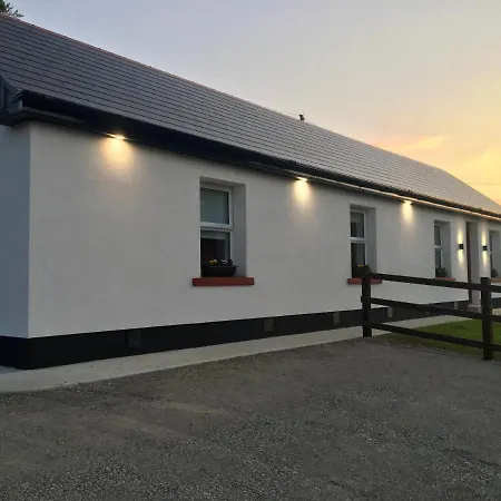 Ferienhaus Keanes Country In The Heart Of The West Lisacul